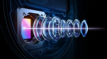 هاتف vivo X300 Pro يعيد تعريف دقة البصريات المحمولة بشراكة مع ZEISS